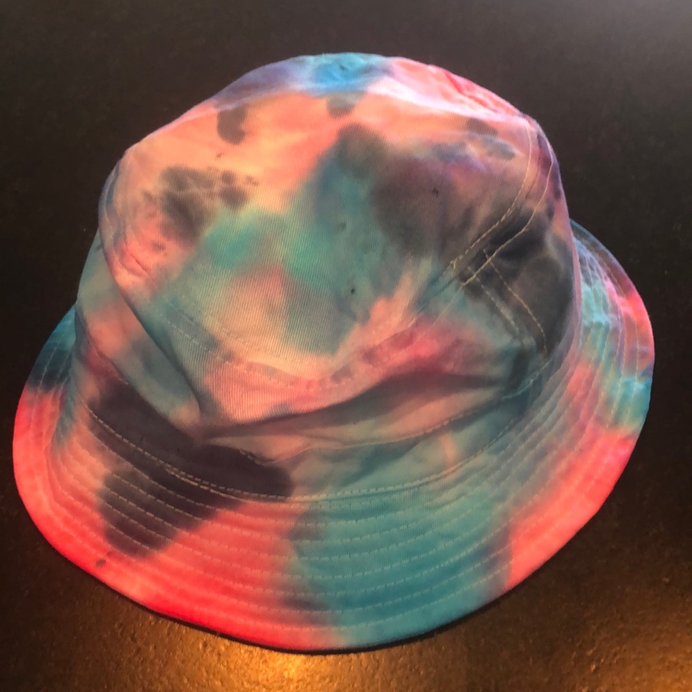 Tie Dye bucket hat